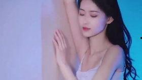 女户外直播在线视频,跟随女主播共赴自然奇境之旅